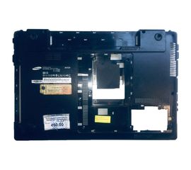Samsung RV511/RV515/RV520 Нижняя часть корпуса (поддон) (оригинал) - черный Samsung - Сервис Плюс Рус