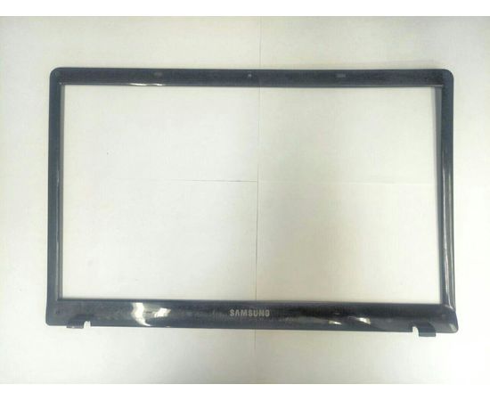 Samsung RV511/RV515/RV520 Рамка матрицы (org.) Samsung - Сервис Плюс Рус