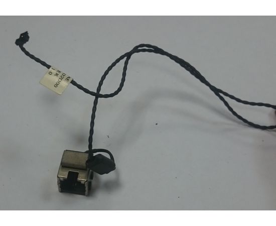 Toshiba Satellite A200-14E Кабель модема в сборе с разъемом (dc301002d00) (org.) Toshiba - Сервис Плюс Рус