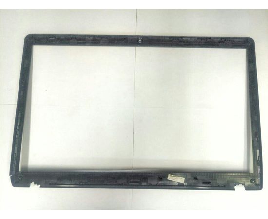 Samsung RV511/RV515/RV520 Рамка матрицы (org.) Samsung - Сервис Плюс Рус